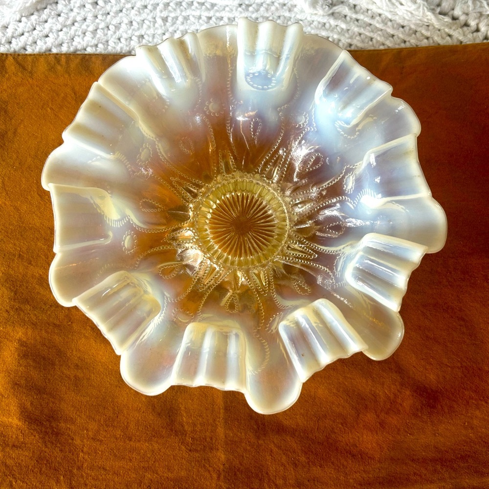 Antique Dugan Glass Opalescent “Keyhole” 3 in 1 Crimped Rim Bowl